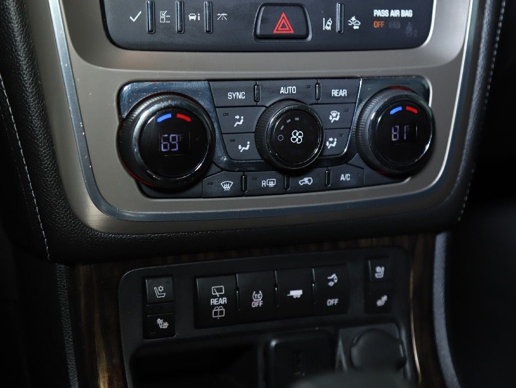 2016 GMC Acadia Denali