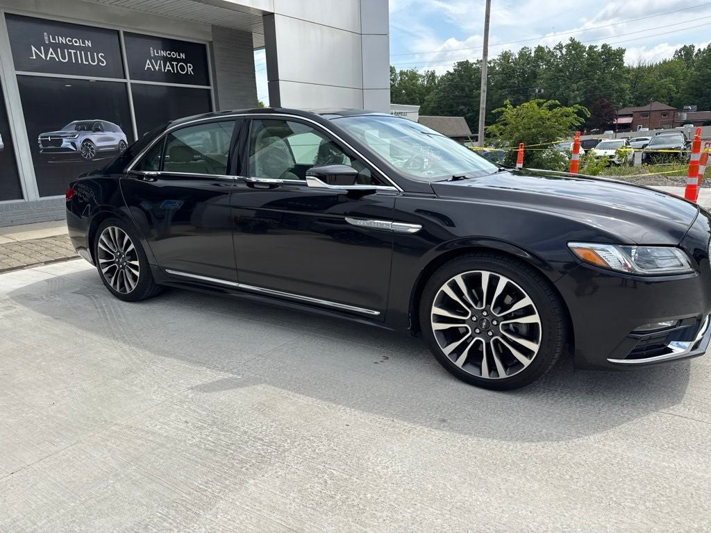 2019 Lincoln Continental Select