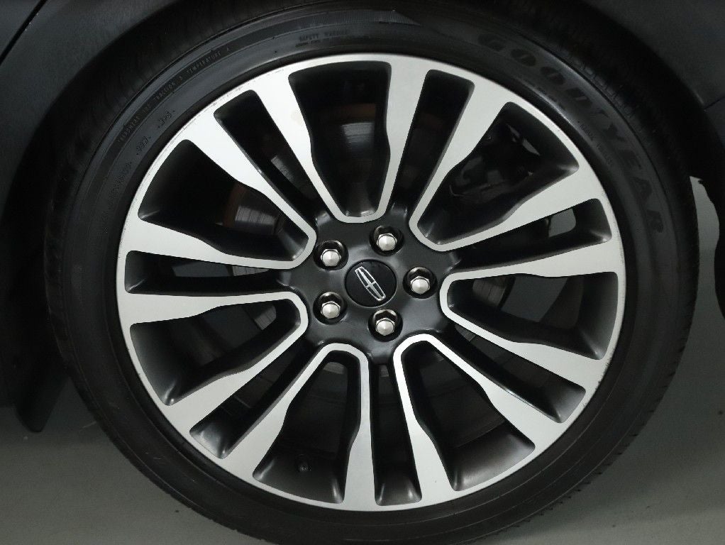 2019 Lincoln Continental Select