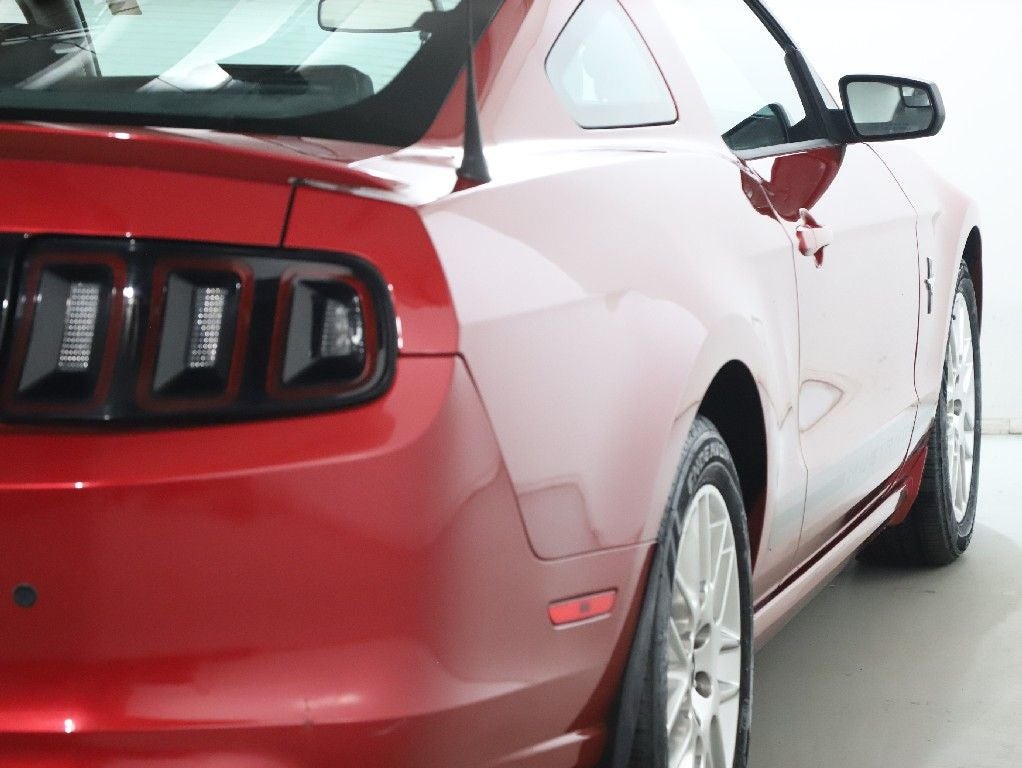 2013 Ford Mustang V6 Premium