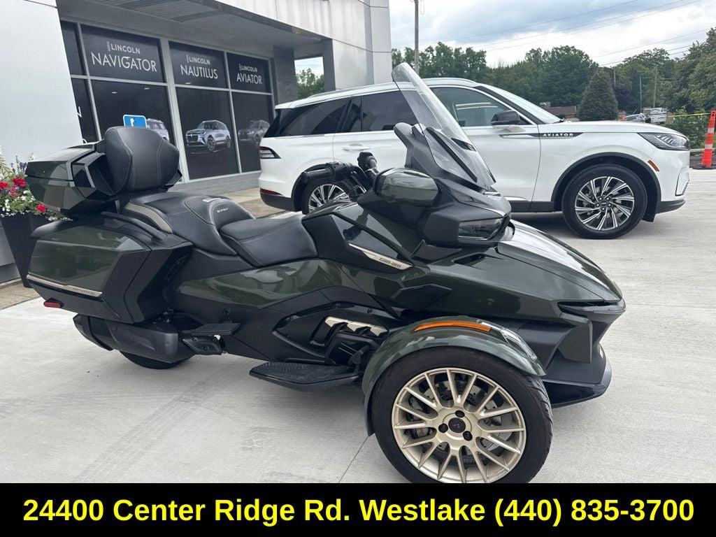 2023 Can-Am Spyder SEA TO SKY