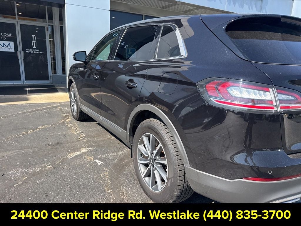 2022 Lincoln Nautilus Standard