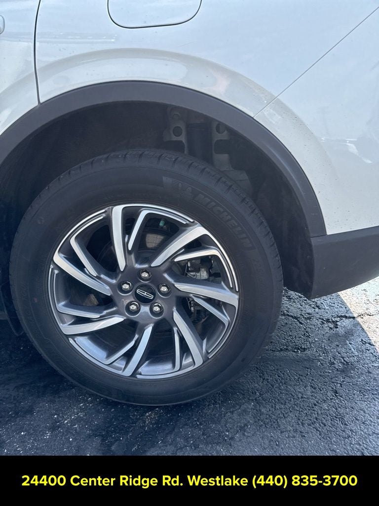 2023 Lincoln Corsair Standard