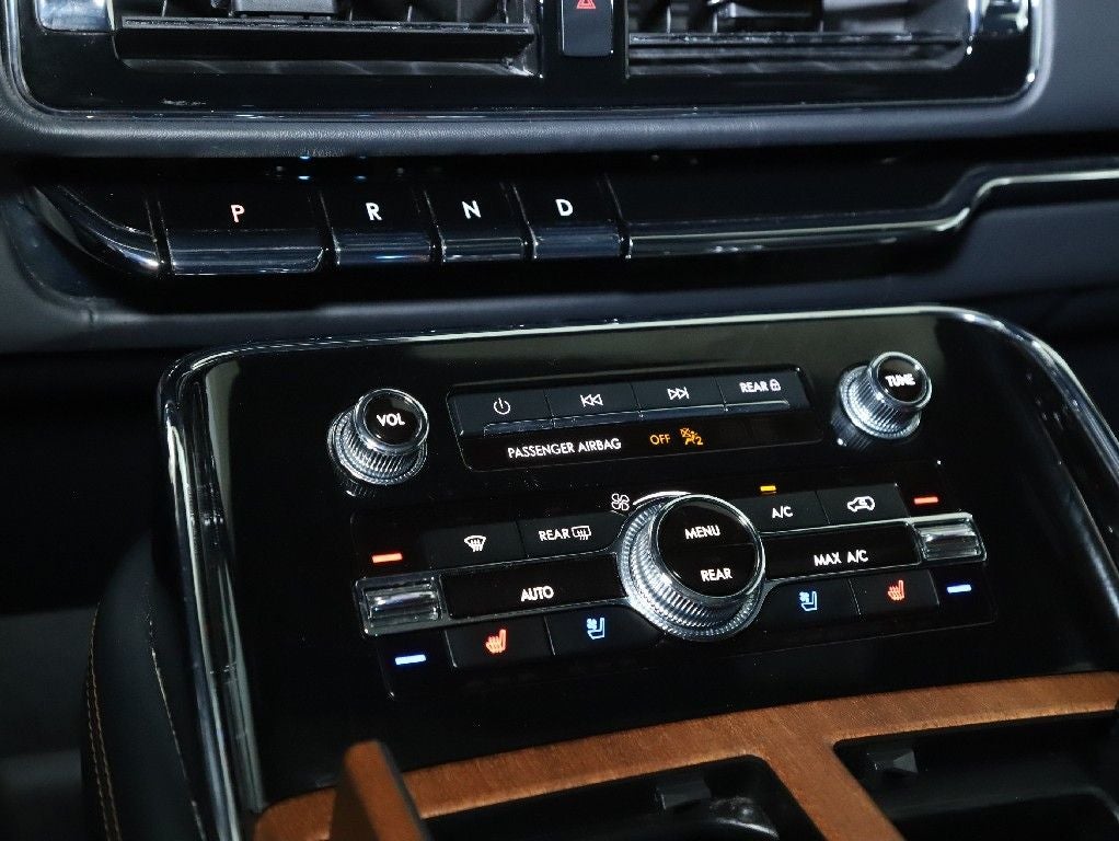 2023 Lincoln Navigator Black Label