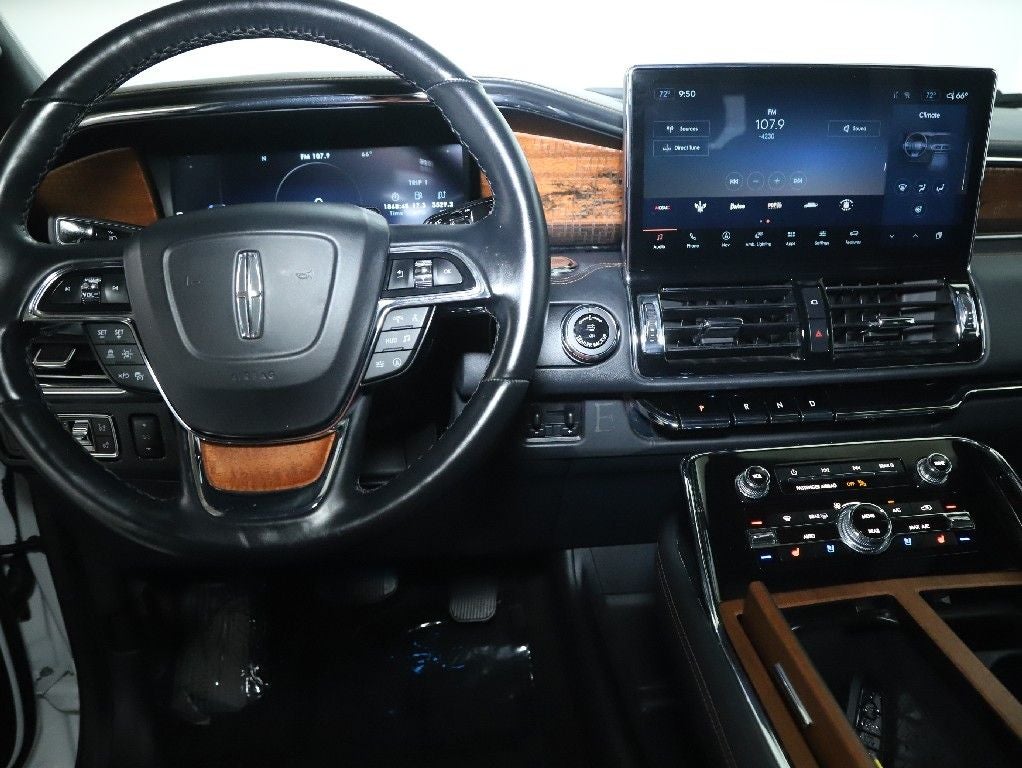 2023 Lincoln Navigator Black Label