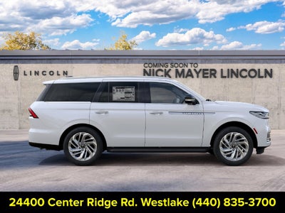 2027 Lincoln Navigator Premiere