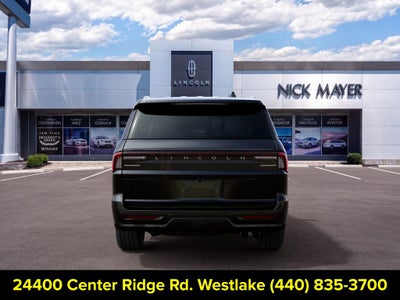 2027 Lincoln Navigator Premiere