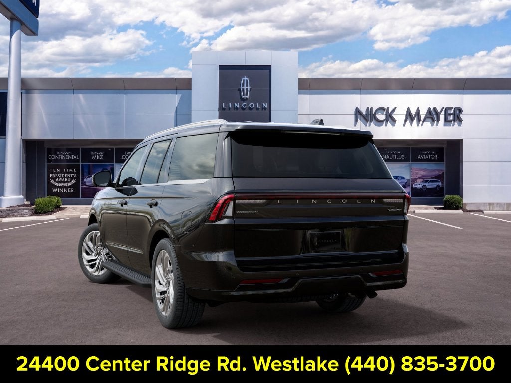 2027 Lincoln Navigator Premiere