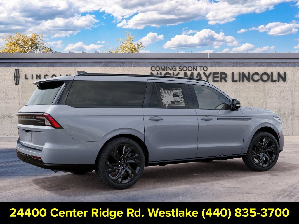 2027 Lincoln Navigator L Reserve