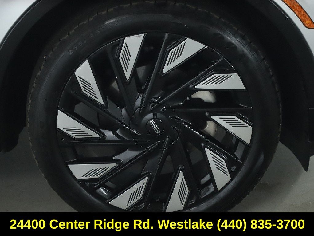 2025 Lincoln Nautilus Reserve