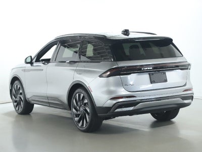 2025 Lincoln Nautilus Reserve