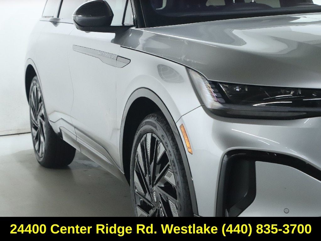 2025 Lincoln Nautilus Reserve