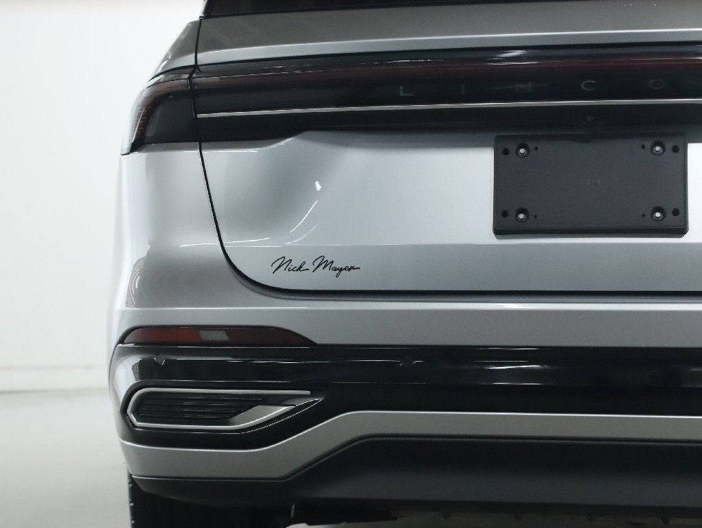 2024 Lincoln Nautilus Reserve