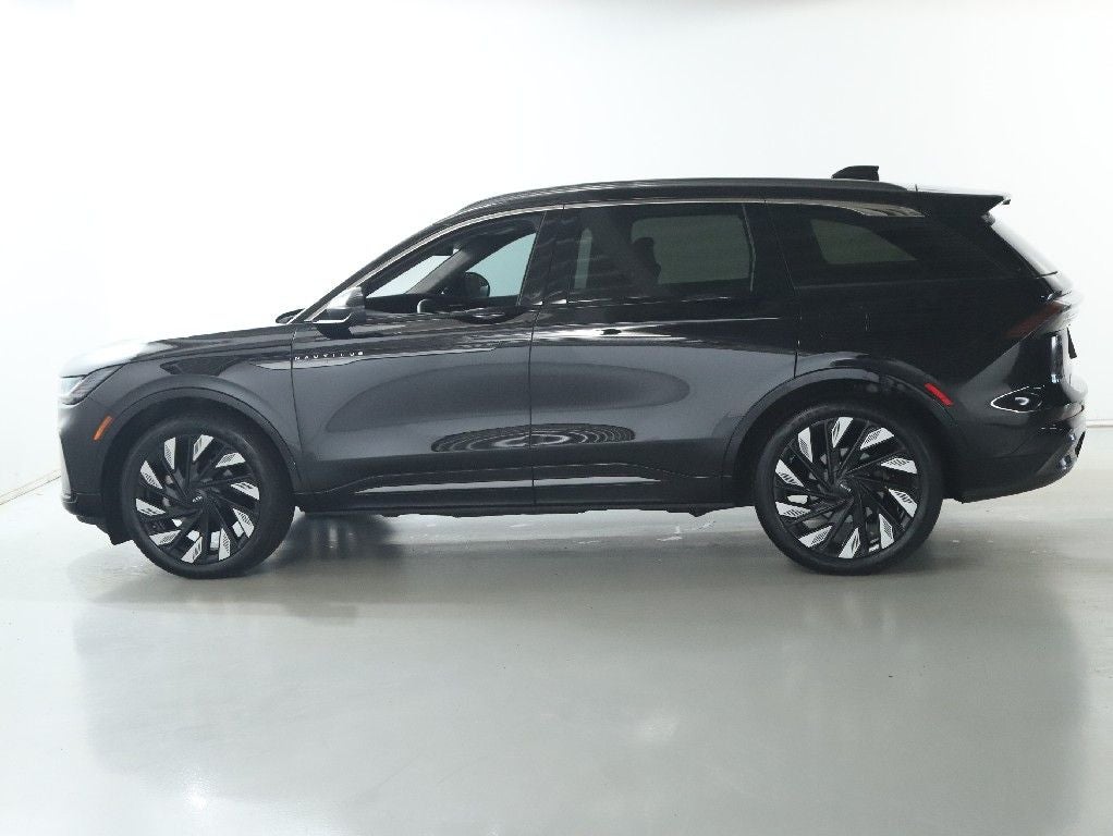 2024 Lincoln Nautilus Black Label