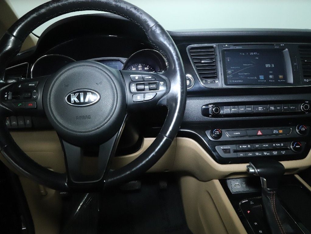2017 Kia Sedona SX