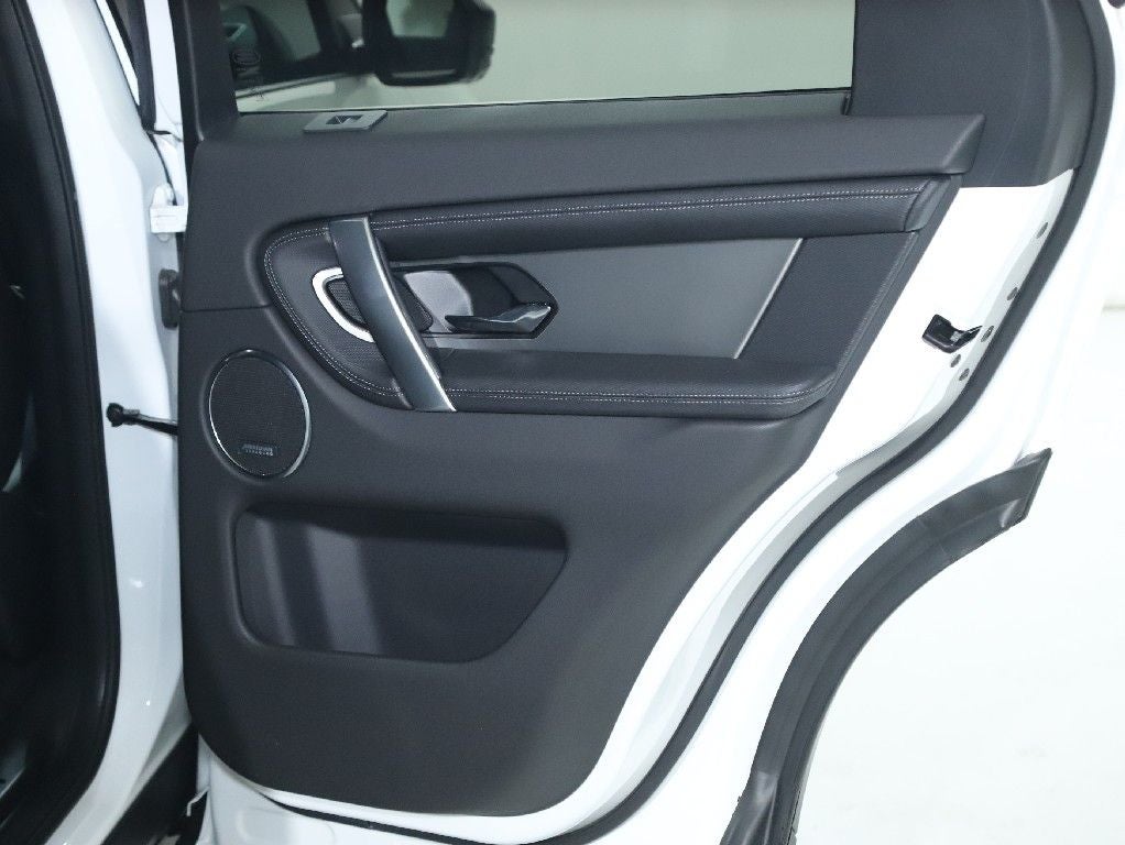 2024 Land Rover Discovery Sport SE