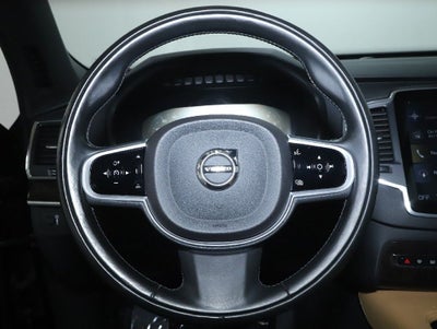 2019 Volvo XC90 T6 Momentum