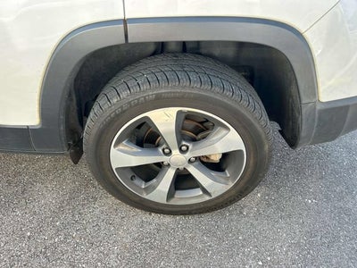 2019 Jeep Cherokee Limited FWD