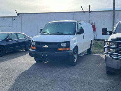 2015 Chevrolet Express Cargo 2500 2500 Regular Wheelbase Rear-Wheel Drive