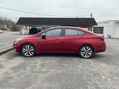 2020 Nissan Versa SR
