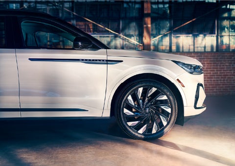 The wheels of the available Jet Appearance Package are highlighted. | Nick Mayer Lincoln Mayfield in Mayfield Heights OH