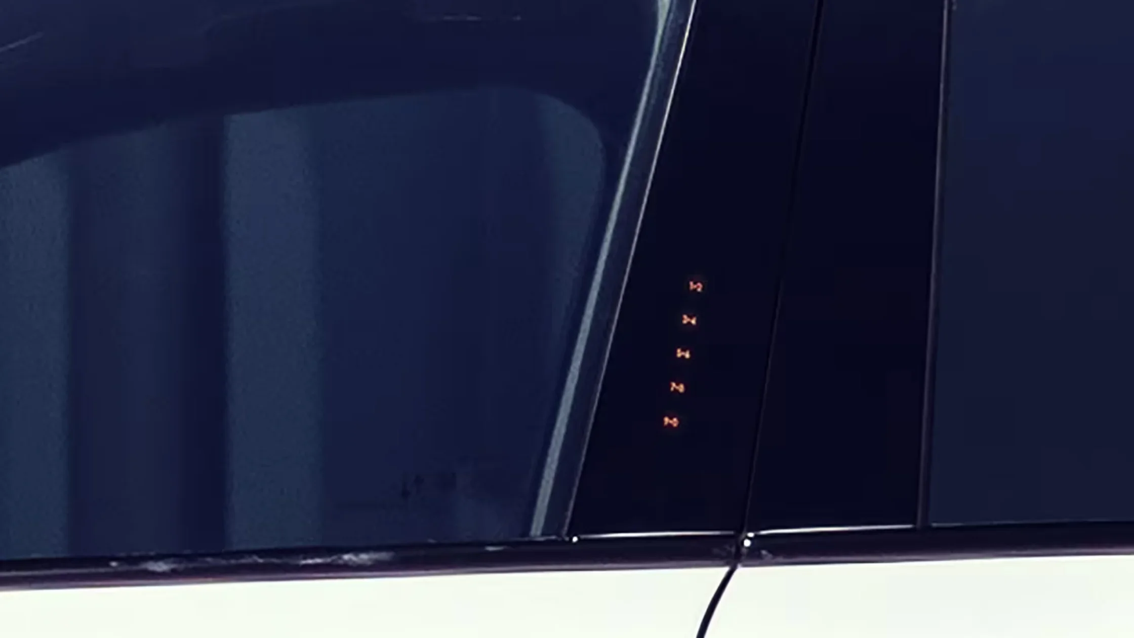 Illuminated keyless entry touchpad on B-pillar of 2025 Lincoln Corsair® Premiere SUV